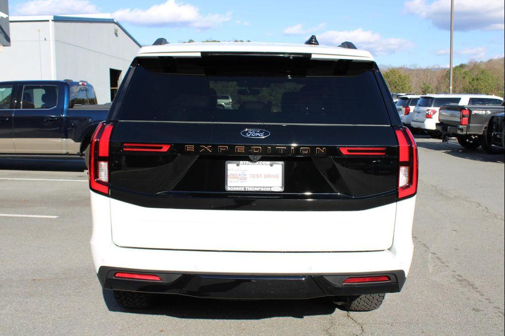 new 2025 Ford Expedition car, priced at $84,435