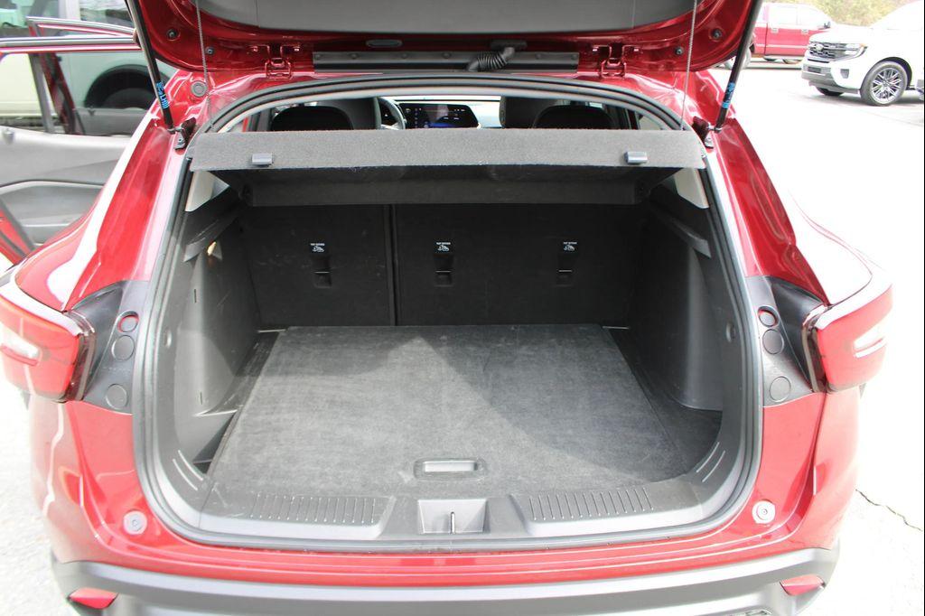 used 2025 Chevrolet Trax car, priced at $20,999