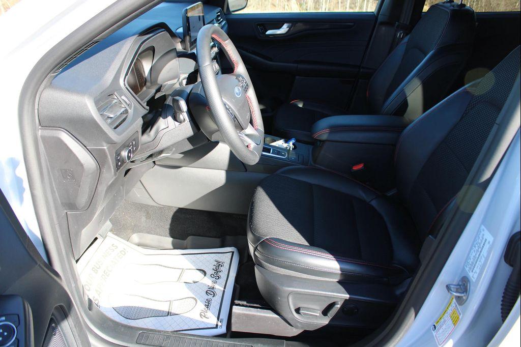 used 2025 Ford Escape car, priced at $29,465