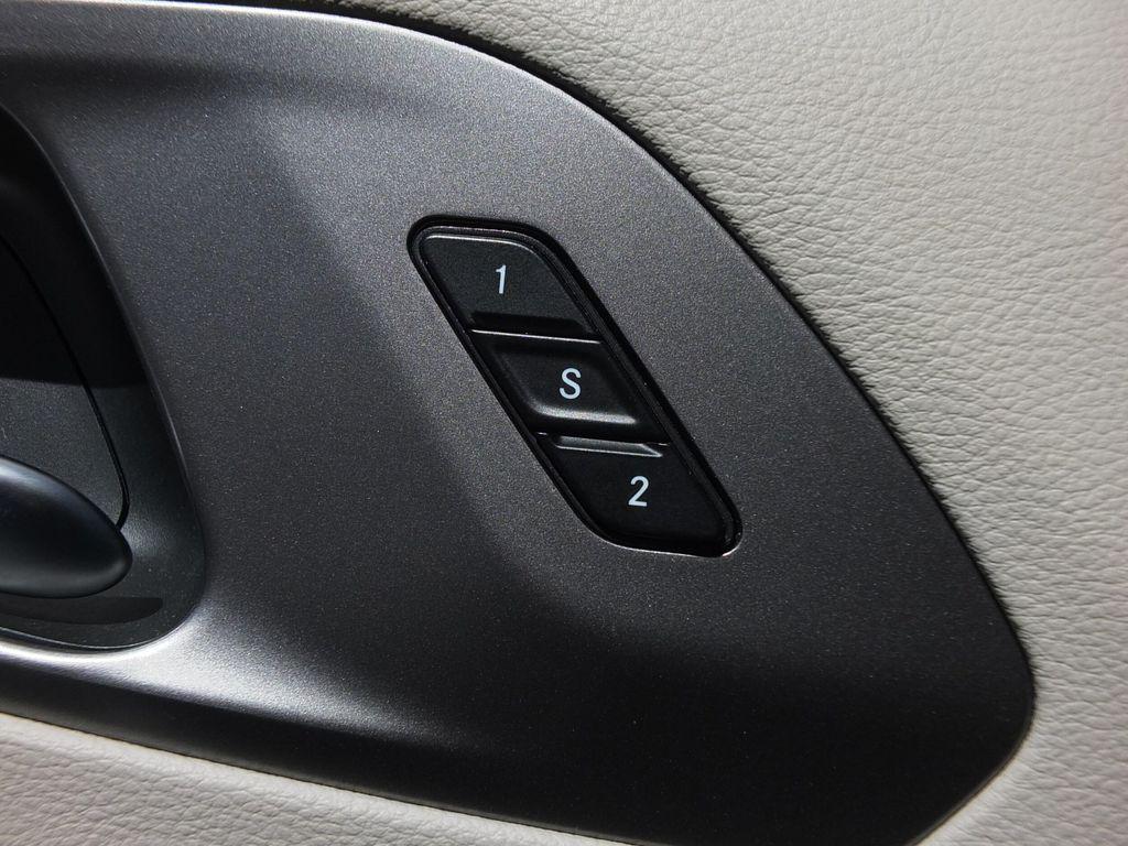 used 2023 Chrysler Pacifica car, priced at $23,787