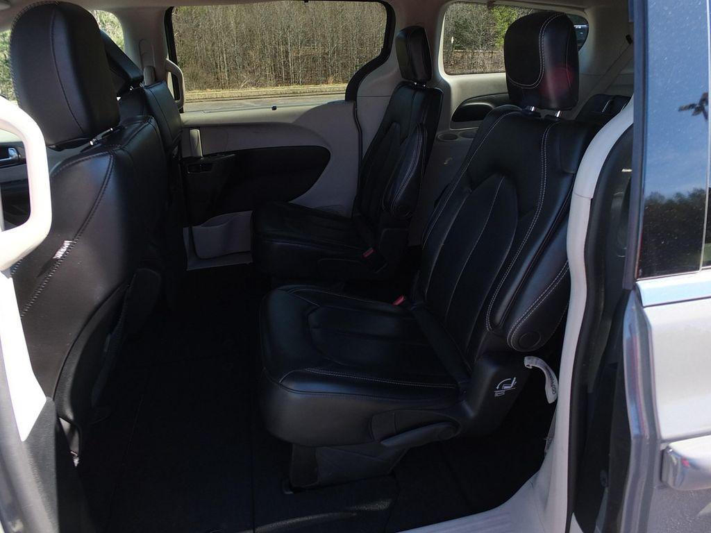 used 2023 Chrysler Pacifica car, priced at $23,787