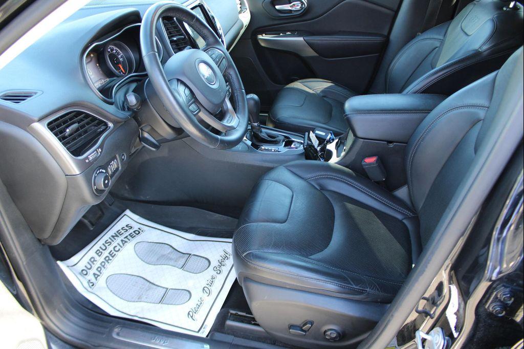 used 2019 Jeep Cherokee car, priced at $13,952