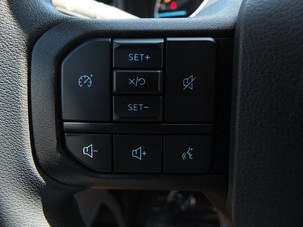 new 2025 Ford F-250 car, priced at $68,295