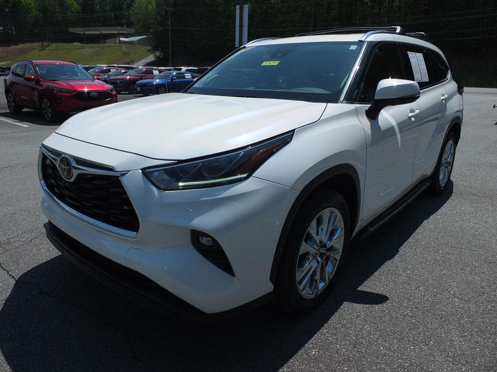used 2020 Toyota Highlander car, priced at $27,845