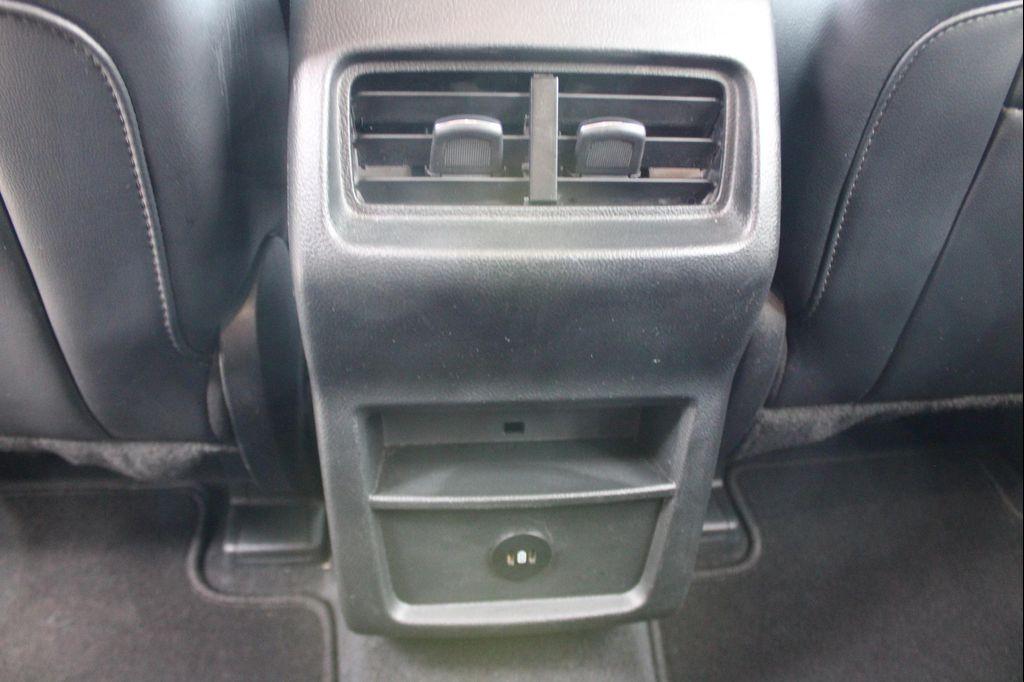 used 2024 Ford Edge car, priced at $20,996