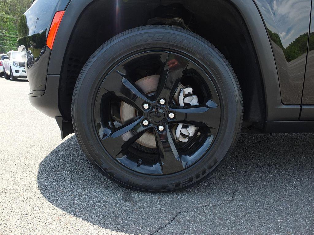 used 2023 Jeep Grand Cherokee L car, priced at $30,988