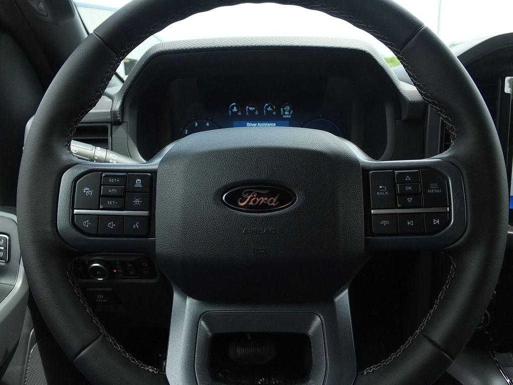 new 2025 Ford F-150 car, priced at $62,290