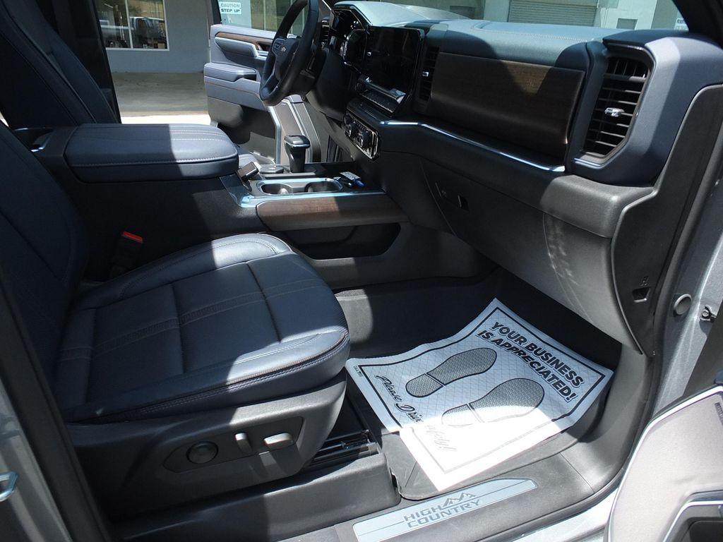 used 2025 Chevrolet Silverado 1500 car, priced at $60,888