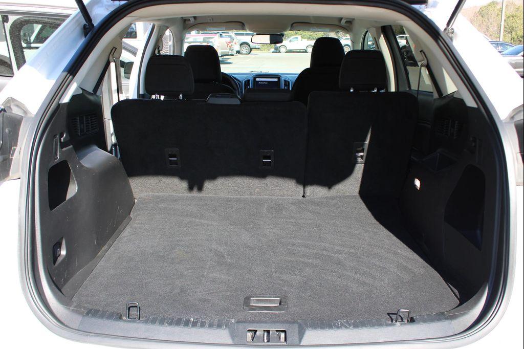 used 2024 Ford Edge car, priced at $23,996