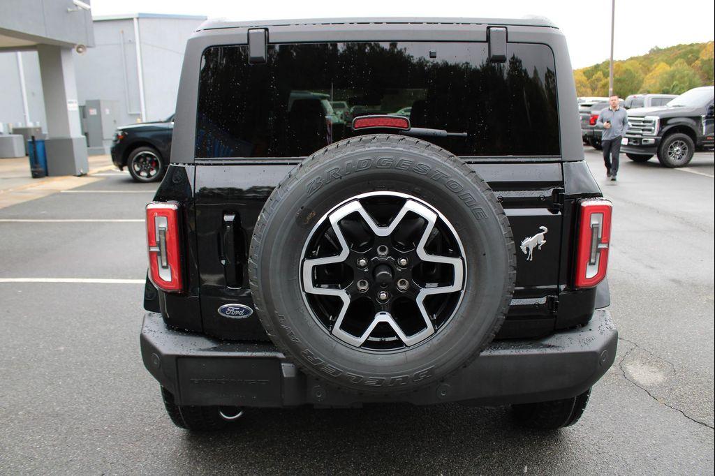 new 2025 Ford Bronco car, priced at $50,625
