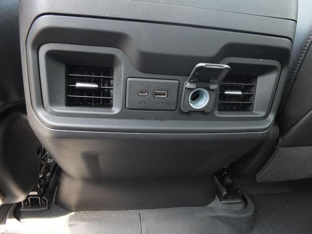 used 2021 Chevrolet Silverado 1500 car, priced at $40,987