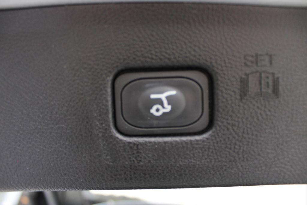 used 2024 Ford Edge car, priced at $26,777