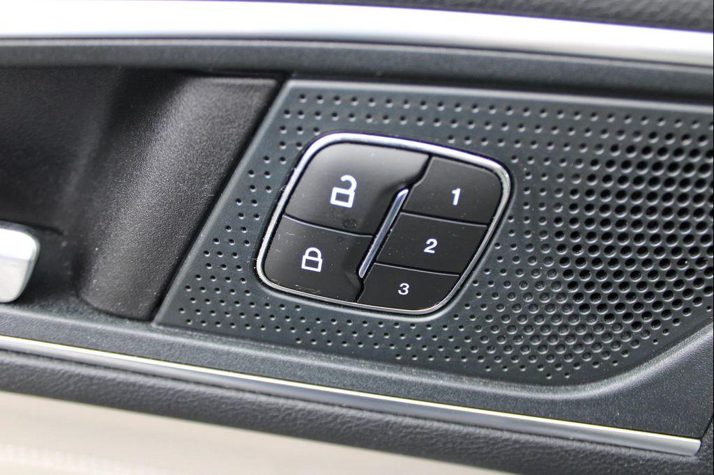 used 2024 Ford Edge car, priced at $26,777