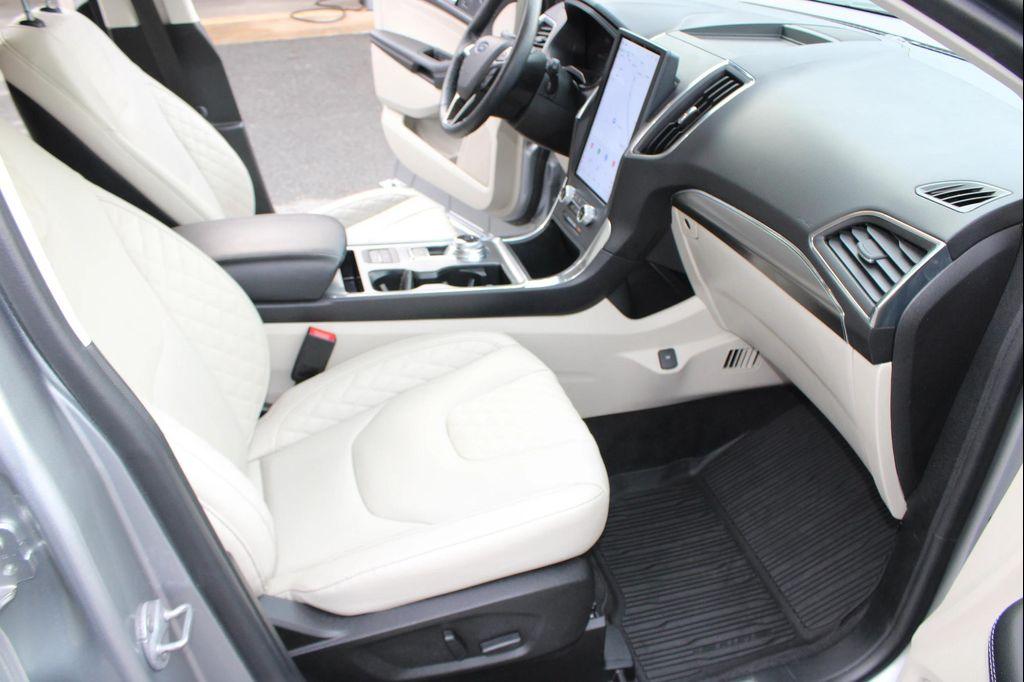 used 2024 Ford Edge car, priced at $26,777
