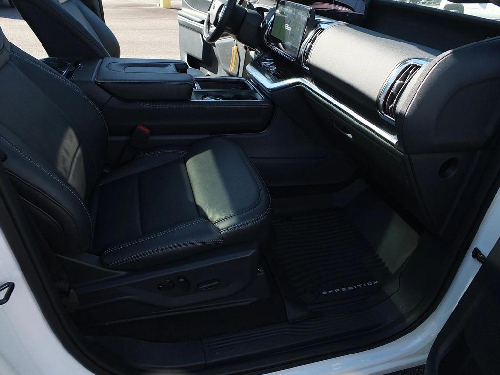 new 2025 Ford Expedition Max car, priced at $84,955