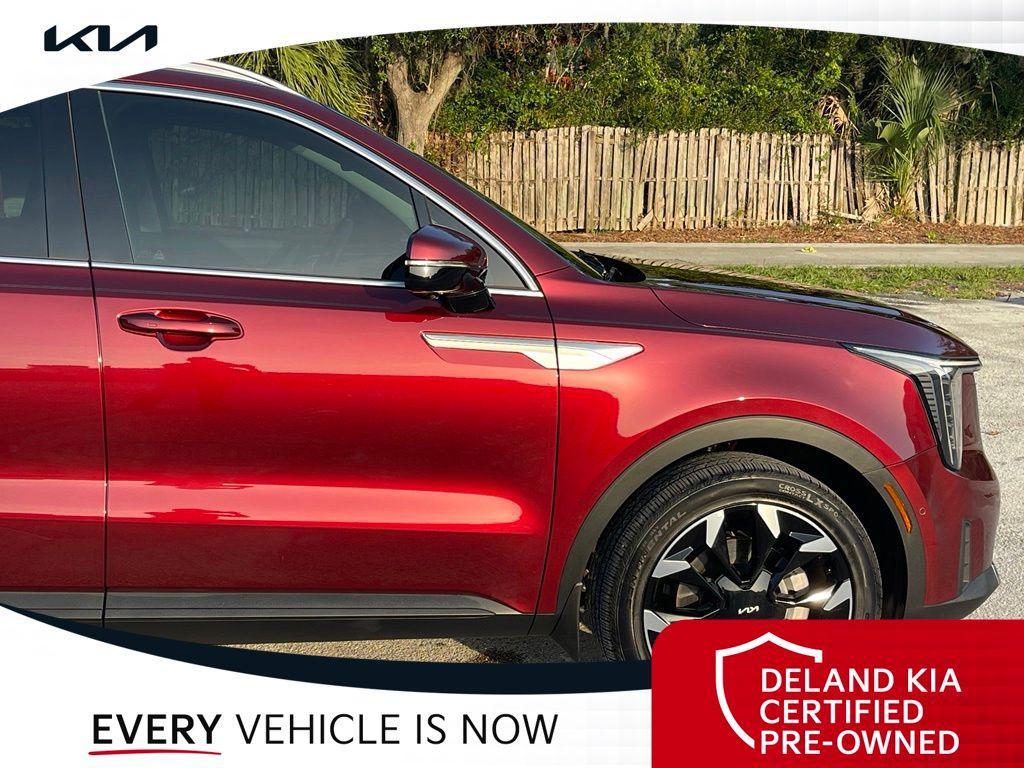 used 2025 Kia Sorento car, priced at $35,452