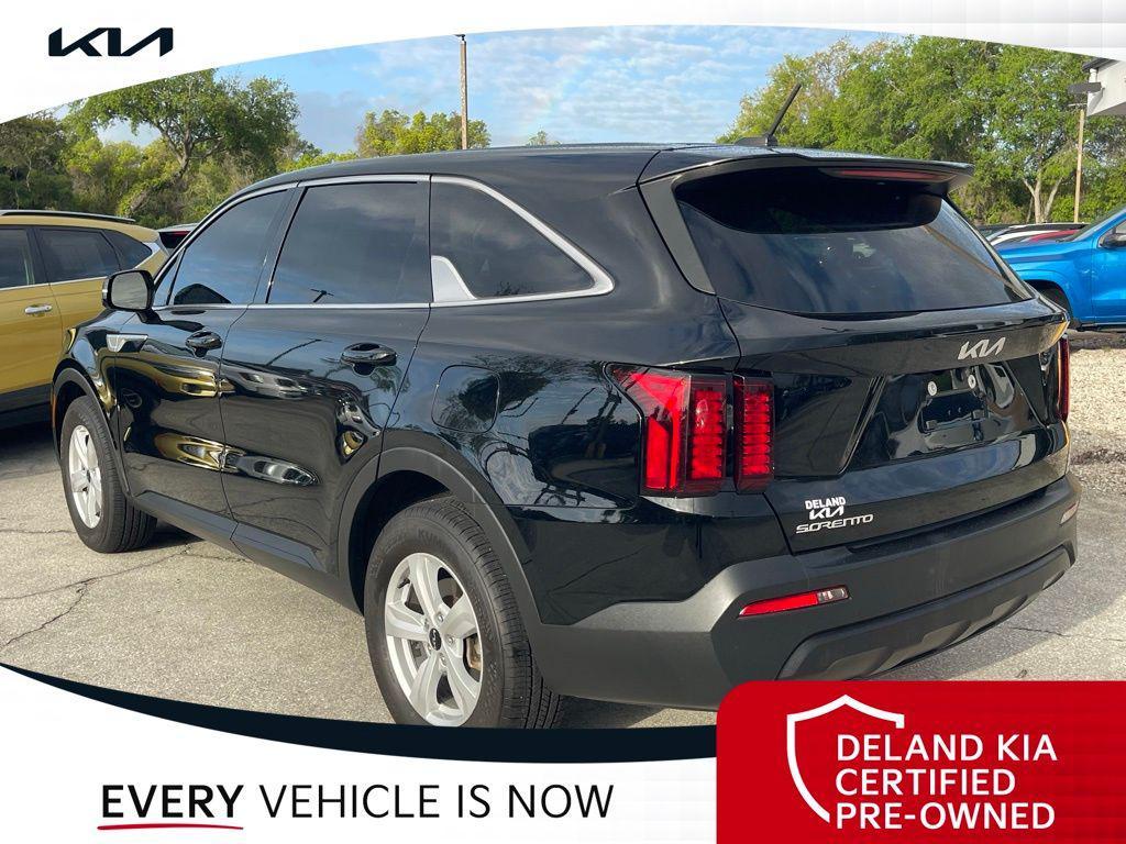 used 2023 Kia Sorento car, priced at $22,377