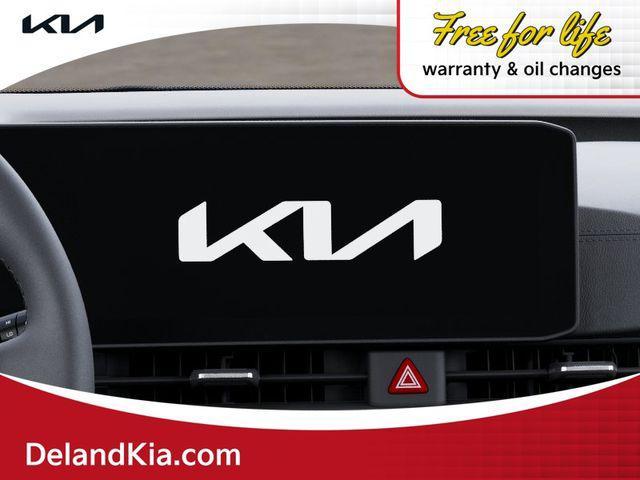new 2026 Kia Carnival Hybrid car, priced at $43,650