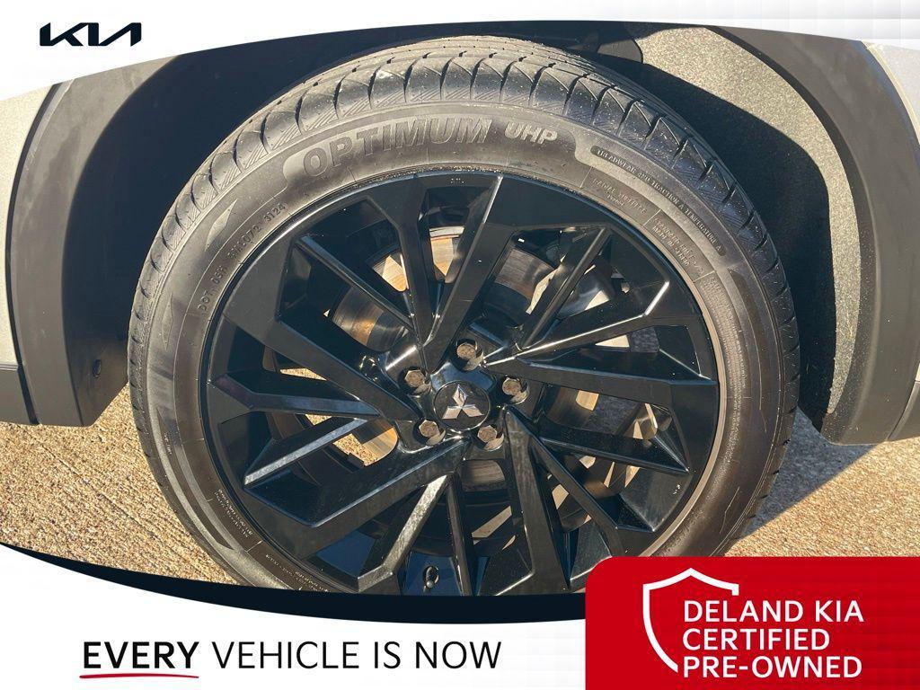 used 2023 Mitsubishi Outlander car, priced at $22,335