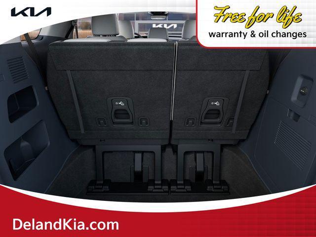 new 2026 Kia Carnival Hybrid car, priced at $43,650