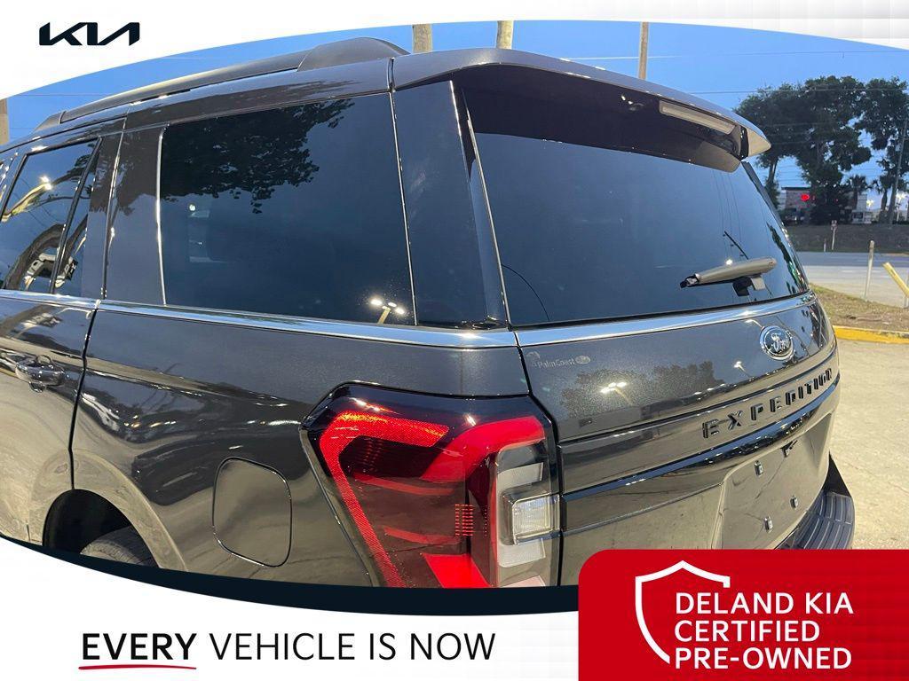 used 2024 Ford Expedition car, priced at $58,300