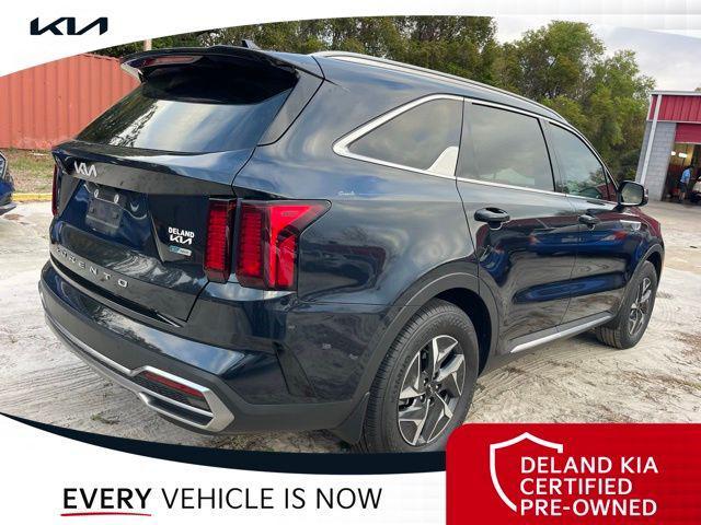 used 2022 Kia Sorento Hybrid car, priced at $21,995