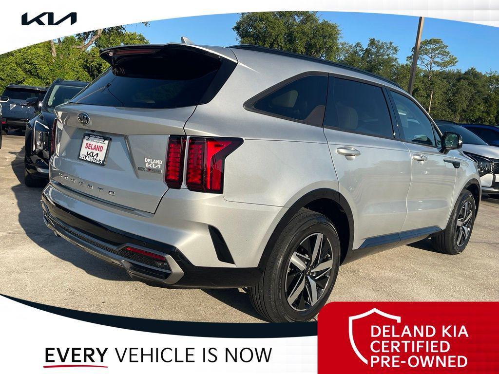 used 2021 Kia Sorento car, priced at $22,778