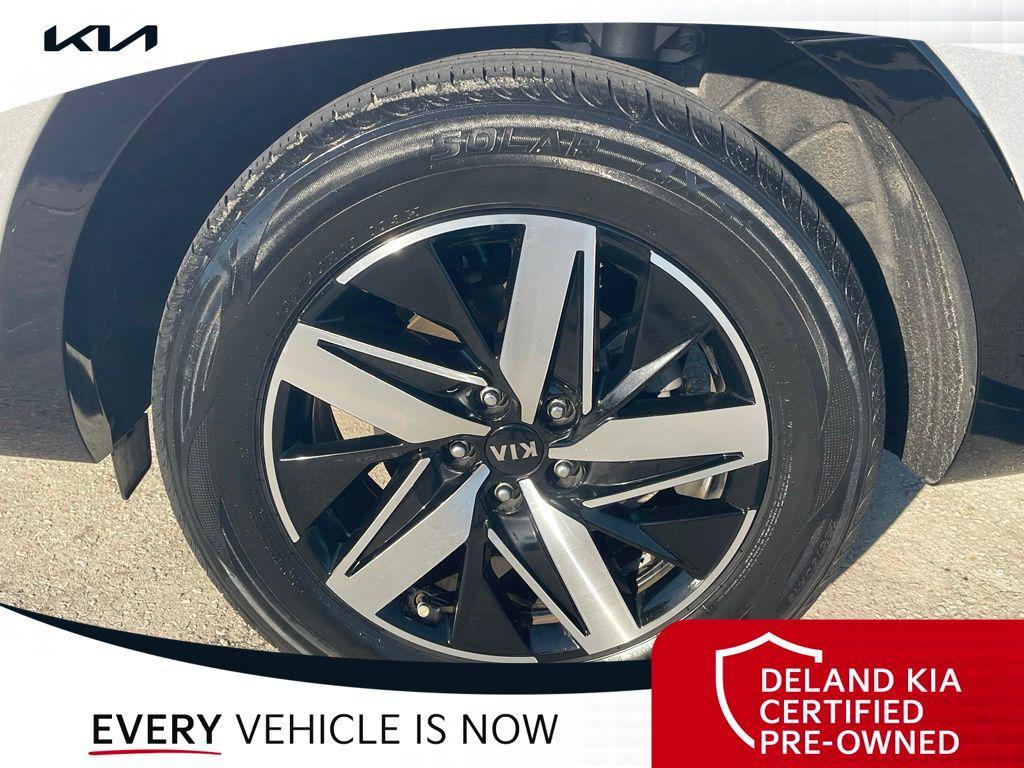 used 2021 Kia Sorento car, priced at $22,778