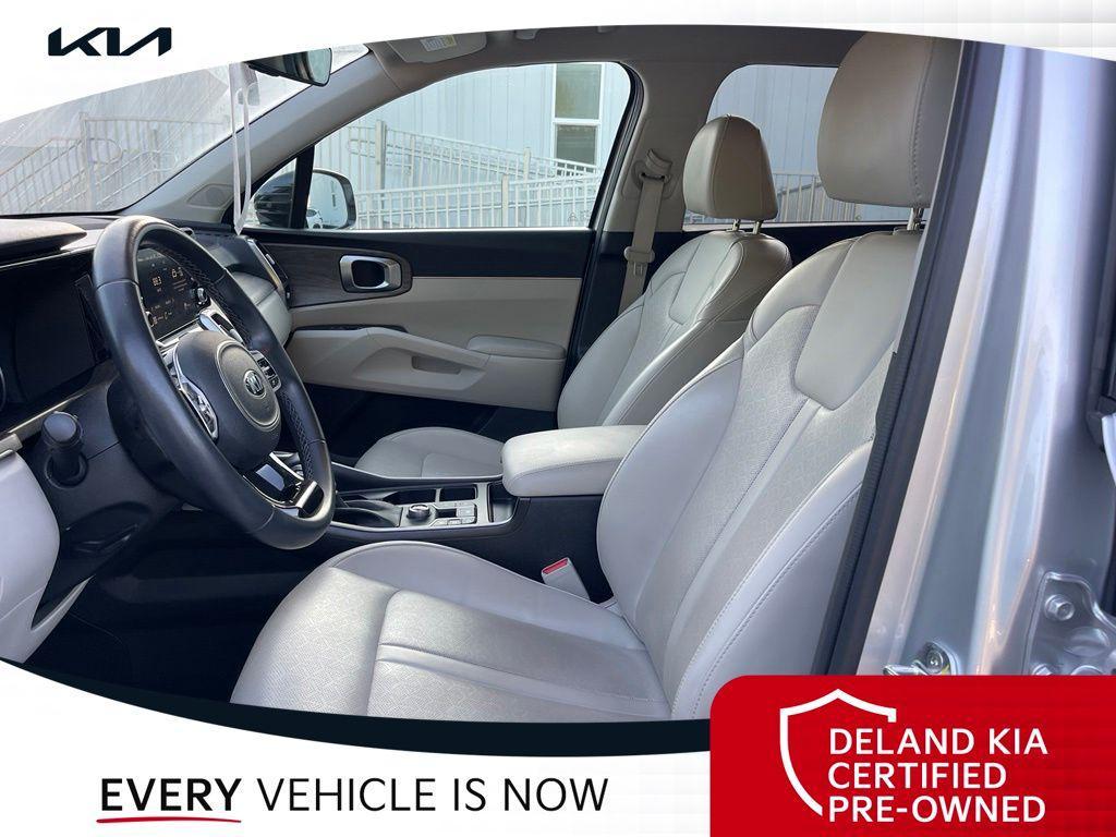 used 2021 Kia Sorento car, priced at $23,428