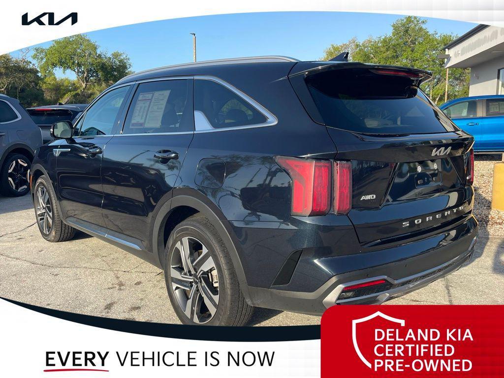 used 2022 Kia Sorento Plug-In Hybrid car, priced at $29,800