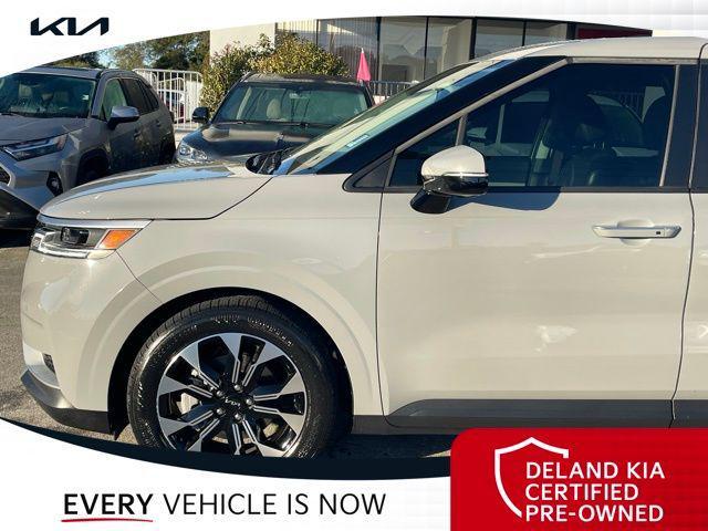 used 2024 Kia Carnival car, priced at $33,890