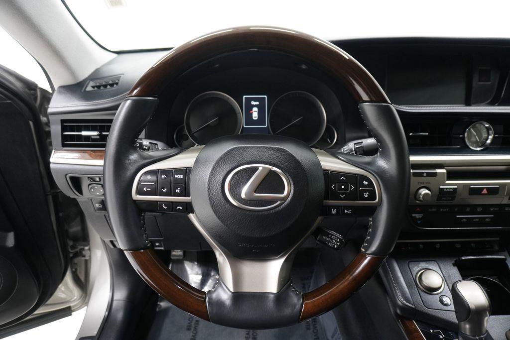used 2018 Lexus ES 350 car, priced at $21,999