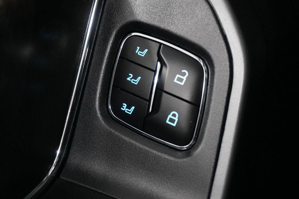 used 2025 Ford F-250 car, priced at $96,998