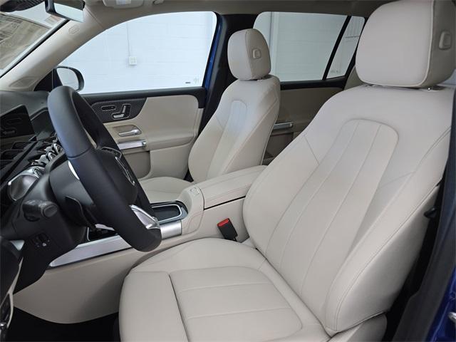 new 2026 Mercedes-Benz GLB 250 car, priced at $53,620