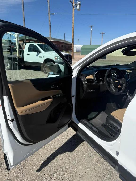 used 2022 Chevrolet Equinox car, priced at $21,995