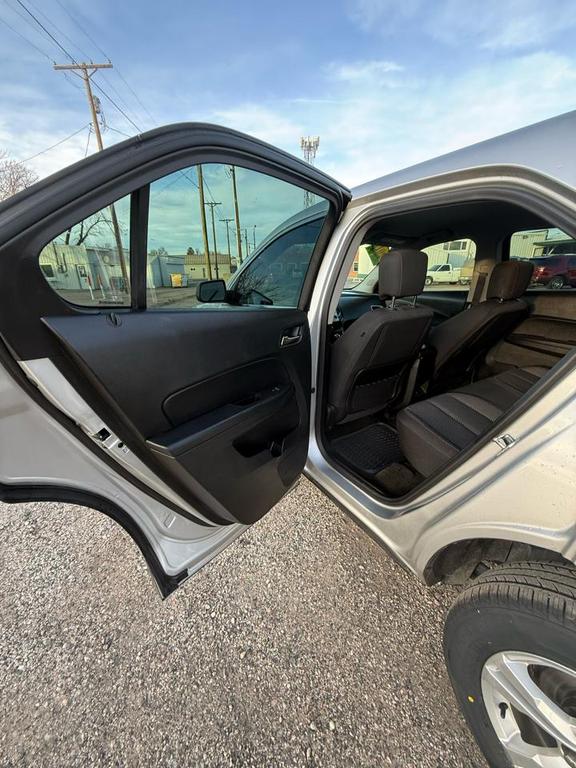 used 2017 Chevrolet Equinox car, priced at $9,495