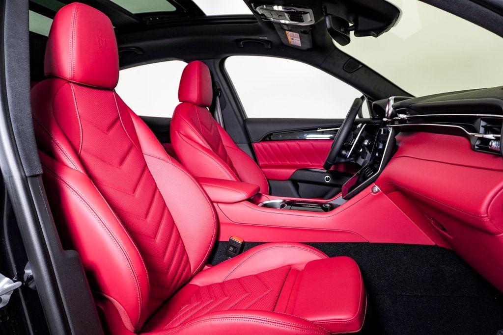 new 2025 Maserati Grecale car, priced at $119,995