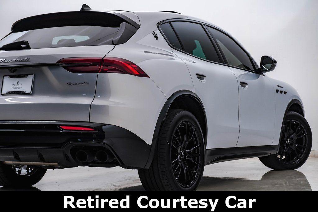 new 2025 Maserati Grecale car, priced at $77,995