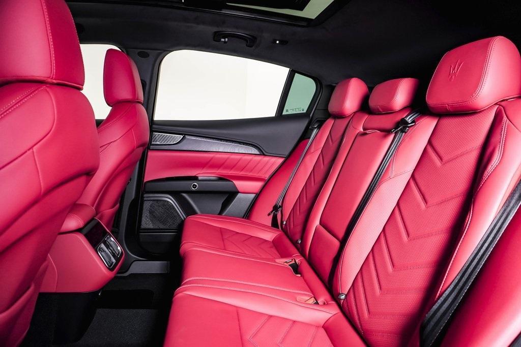 new 2025 Maserati Grecale car, priced at $80,995