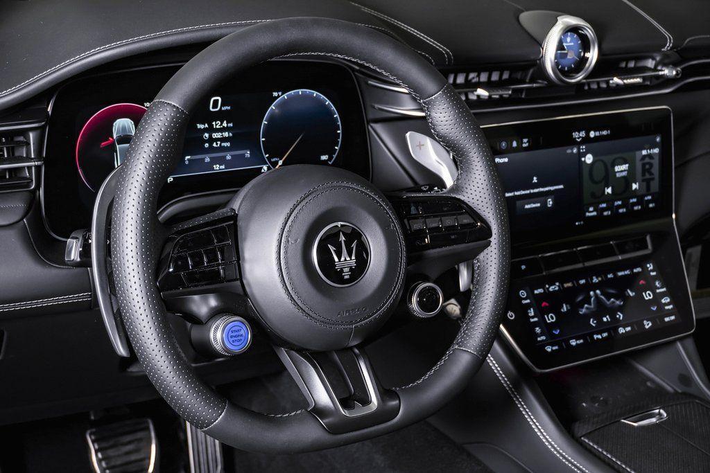 new 2025 Maserati Grecale car, priced at $111,900