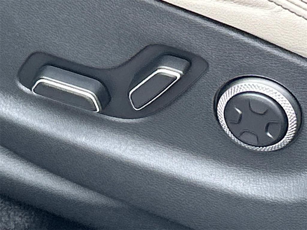 new 2026 Genesis GV70 car, priced at $59,435