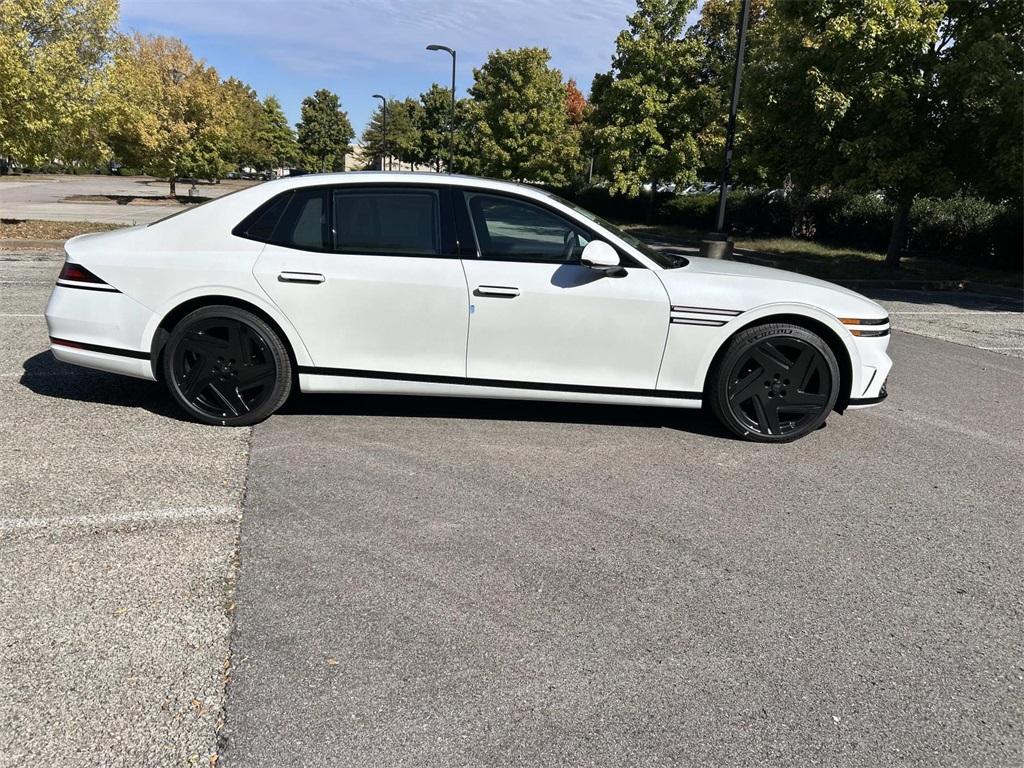 new 2026 Genesis G90 car, priced at $105,065
