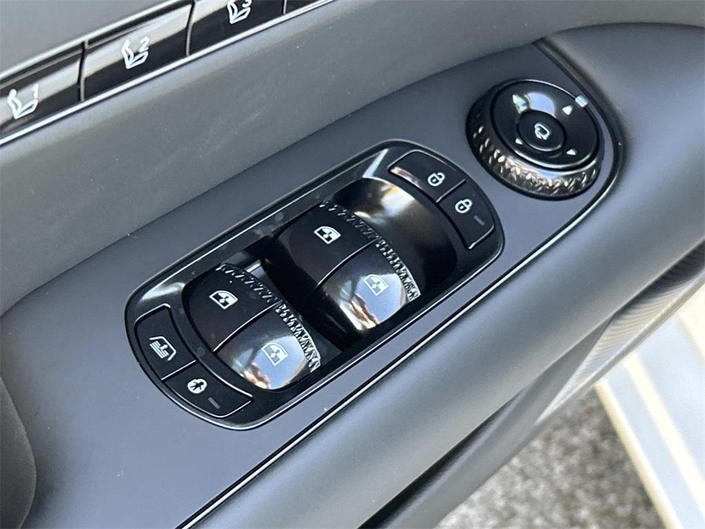 new 2026 Genesis G90 car, priced at $105,065