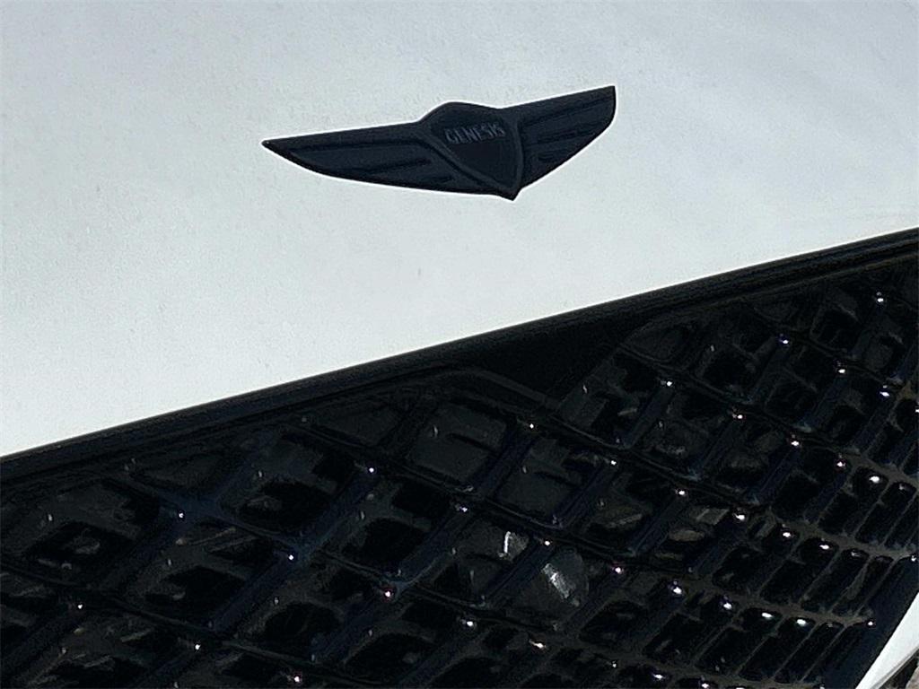 new 2026 Genesis G90 car, priced at $105,065