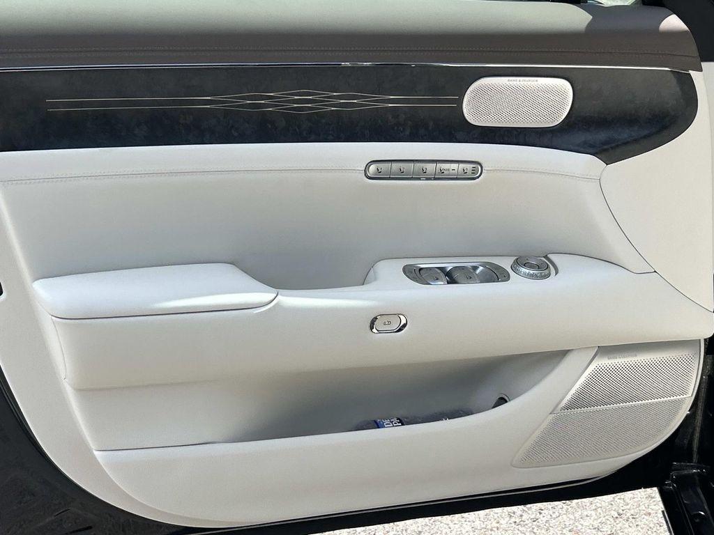 new 2026 Genesis G90 car, priced at $98,440