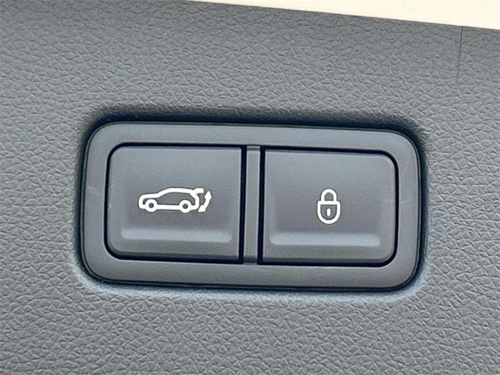 new 2026 Genesis GV70 car, priced at $55,130