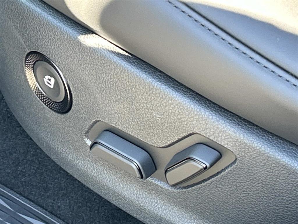 new 2026 Genesis GV80 car, priced at $86,245