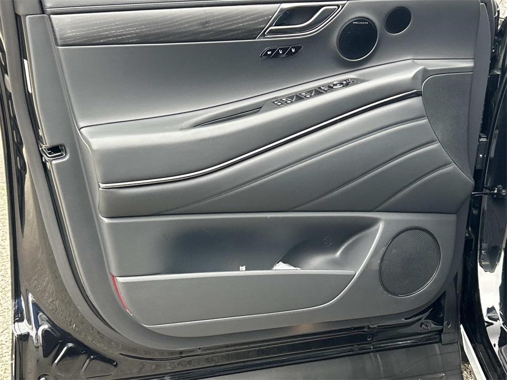 new 2026 Genesis GV80 car, priced at $85,865