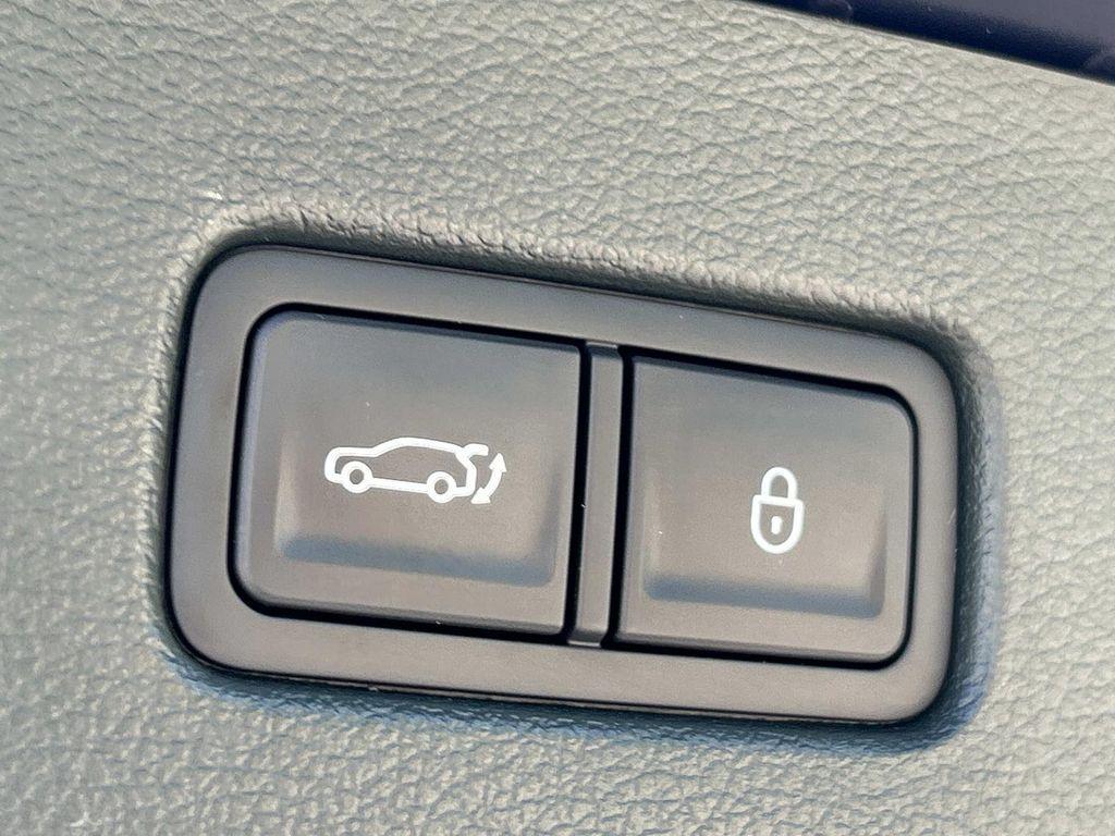 used 2025 Genesis GV80 car, priced at $61,901