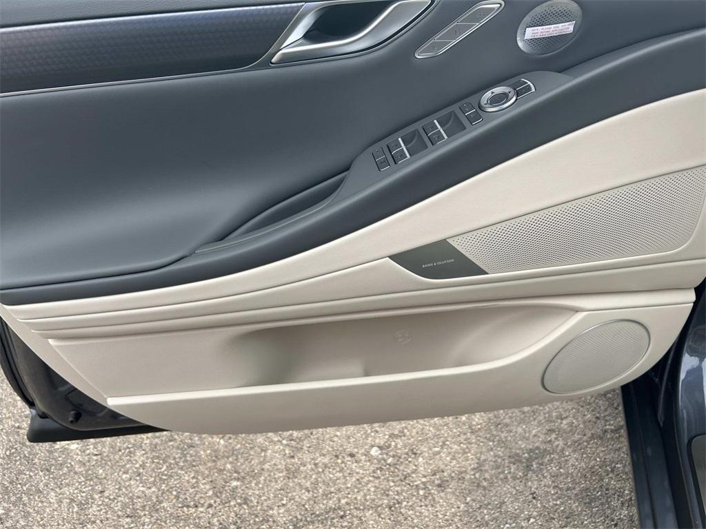 new 2026 Genesis G80 car, priced at $72,640